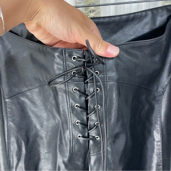 Miaou Rihanna Element Vegan Leather Goth Corset Laceup Front Pant Plus 1XL 40” - Picture 7 of 12